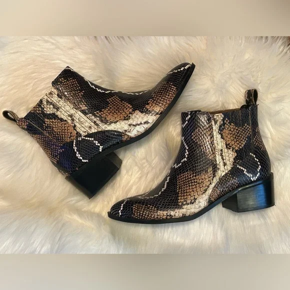 Crown Vintage Tolana Chelsea Snakeskin Print Boot Size 9 - Picture 2 of 13